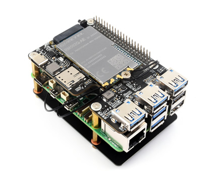 PCIe to M.2 4G/5G And USB 3.2 HAT for Raspberry Pi 5 with 5G-4IN1-PCB Antenna on the bottom