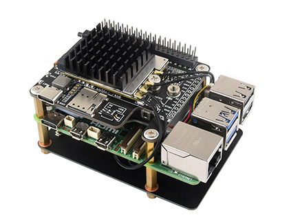 PCIe To 5G HAT for Raspberry Pi 5 with 5G-4IN1-PCB Antenna on the bottom
