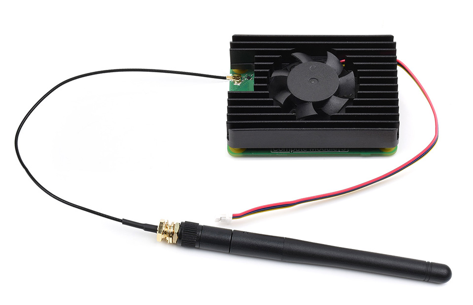 3007 Cooling Fan For CM5, connecting with CM5 and antenna